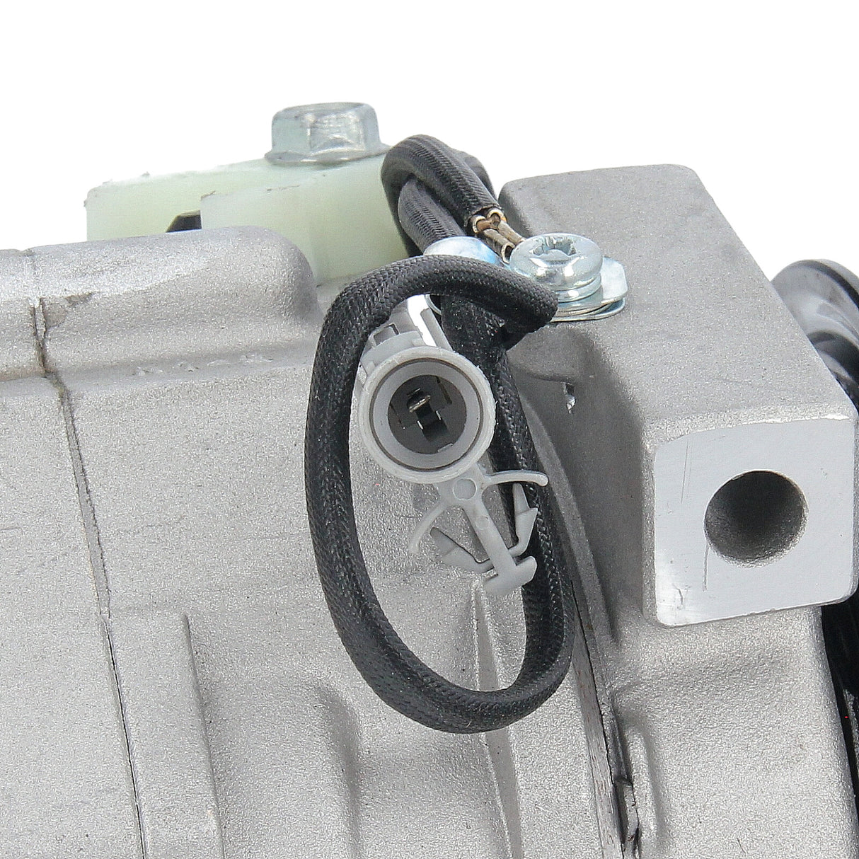 Compresseur de climatisation Suzuki Grand Vitara I FT GT 2.0 4x4 10S11C 115 mm