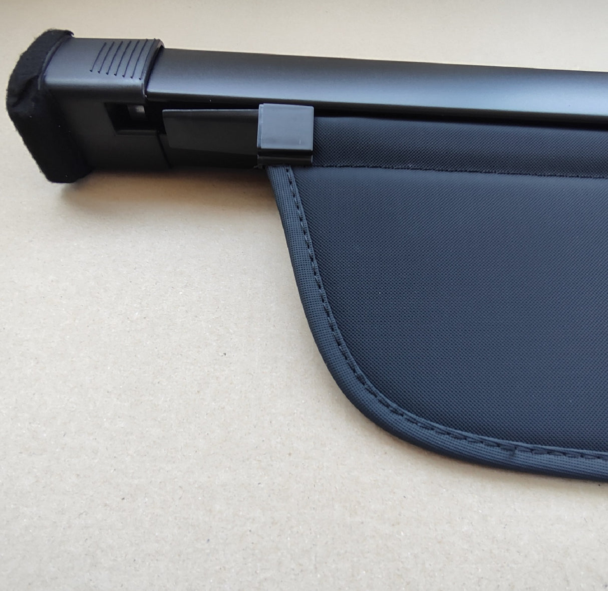 Cache-bagages de plage arrière, cache-bagages de compartiment de chargement, store enrouleur pour VOLVO XC60 II à partir de 2017